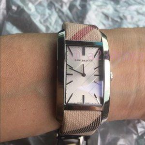 New Burberry Sw·iss made Luxury watch "Haymarket"